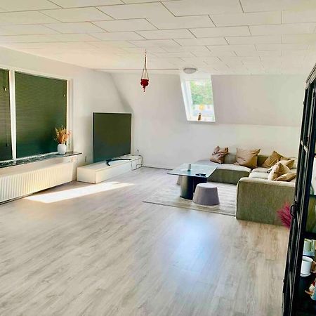Big Villa In Stege Near Mons Klint With Trampolin Esterno foto